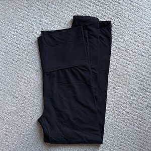 Black Hatch Before, During, & After Leggings